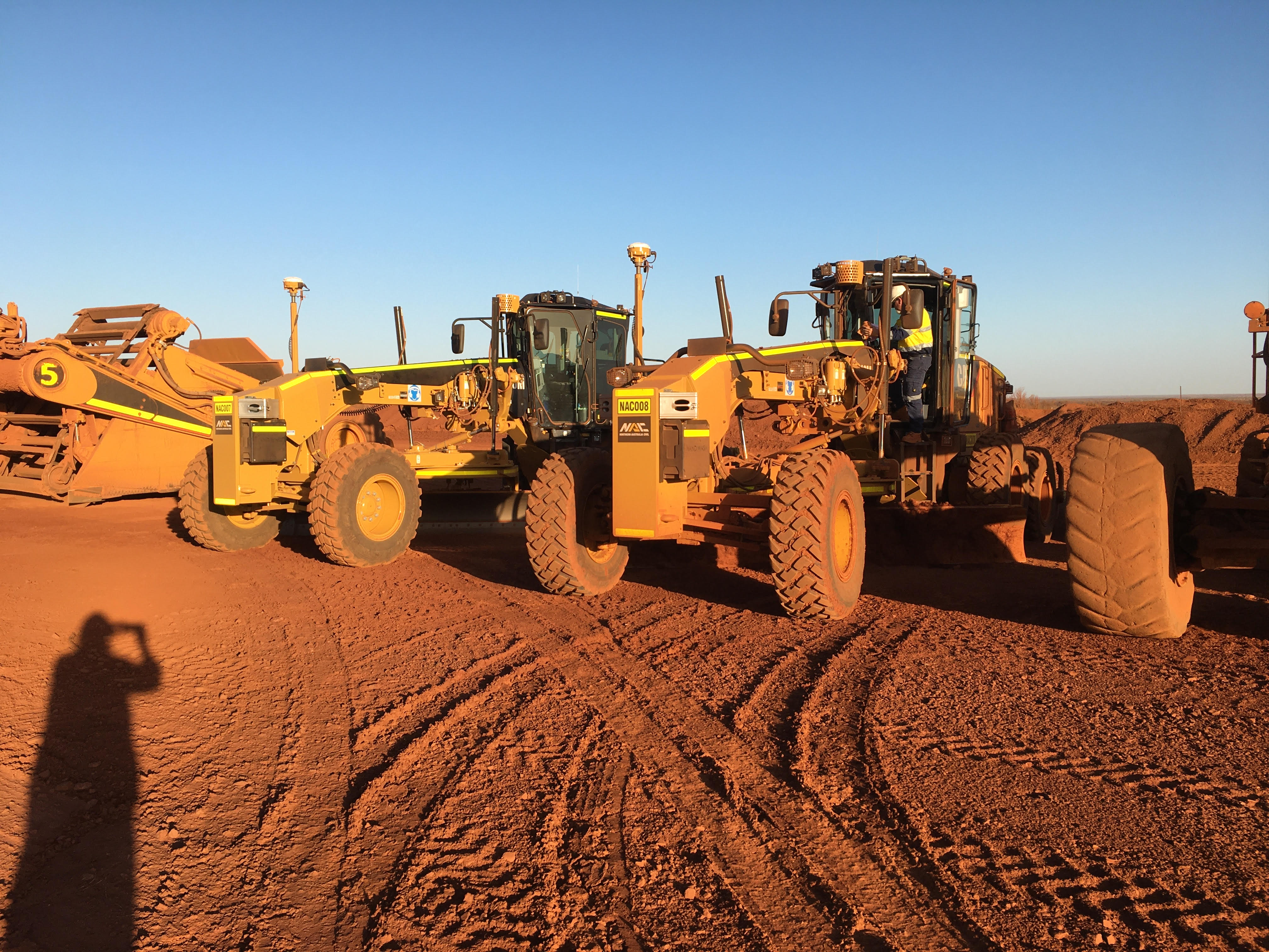 Austral, Rio Tinto: Plant and Labour Supply